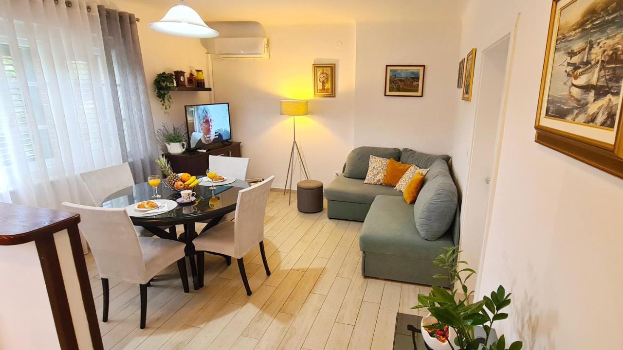 Apartment Sara Poljud スプリト エクステリア 写真