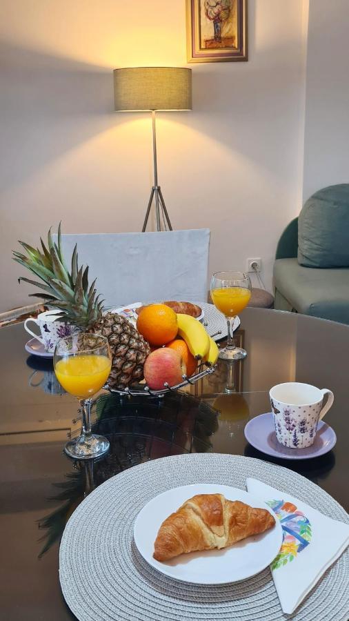 Apartment Sara Poljud スプリト エクステリア 写真