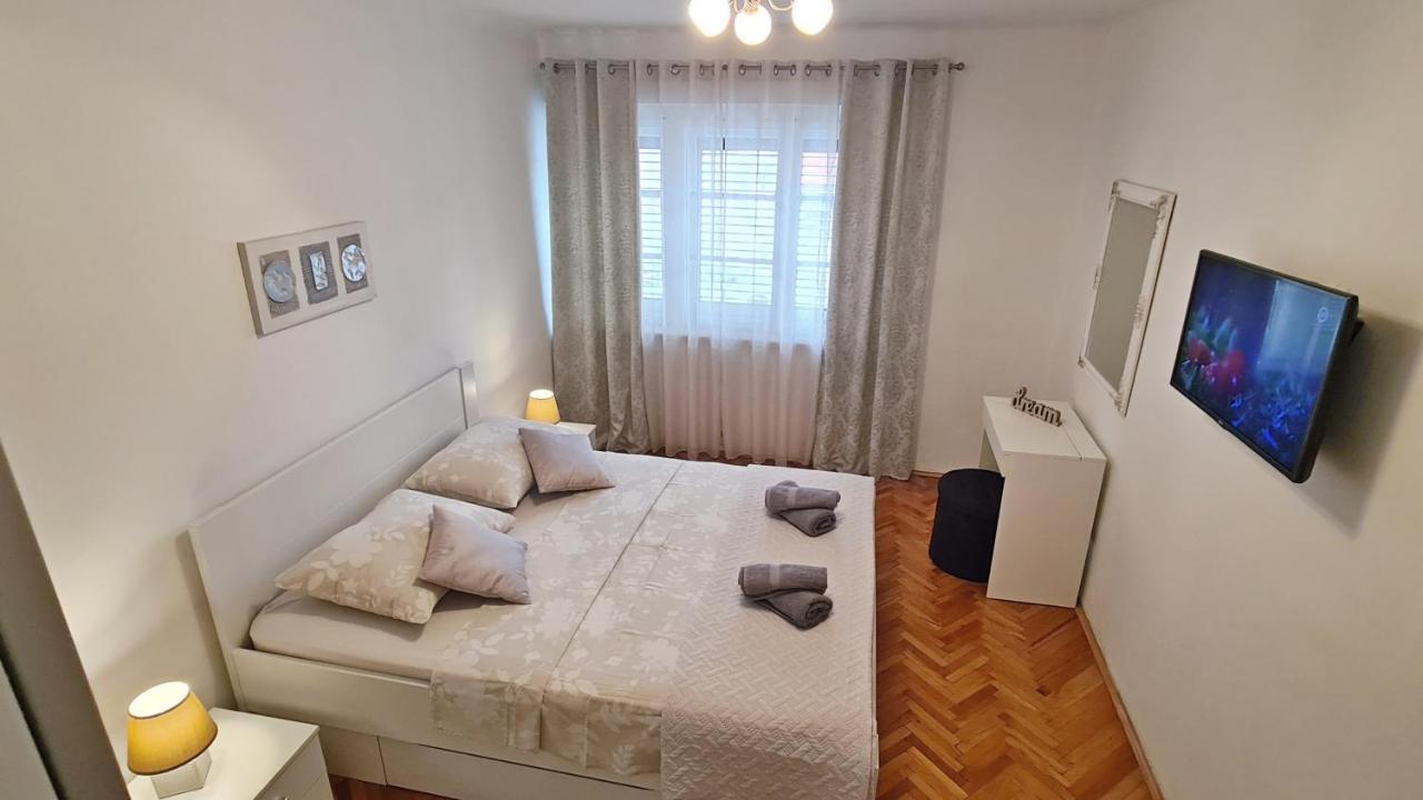 Apartment Sara Poljud スプリト エクステリア 写真