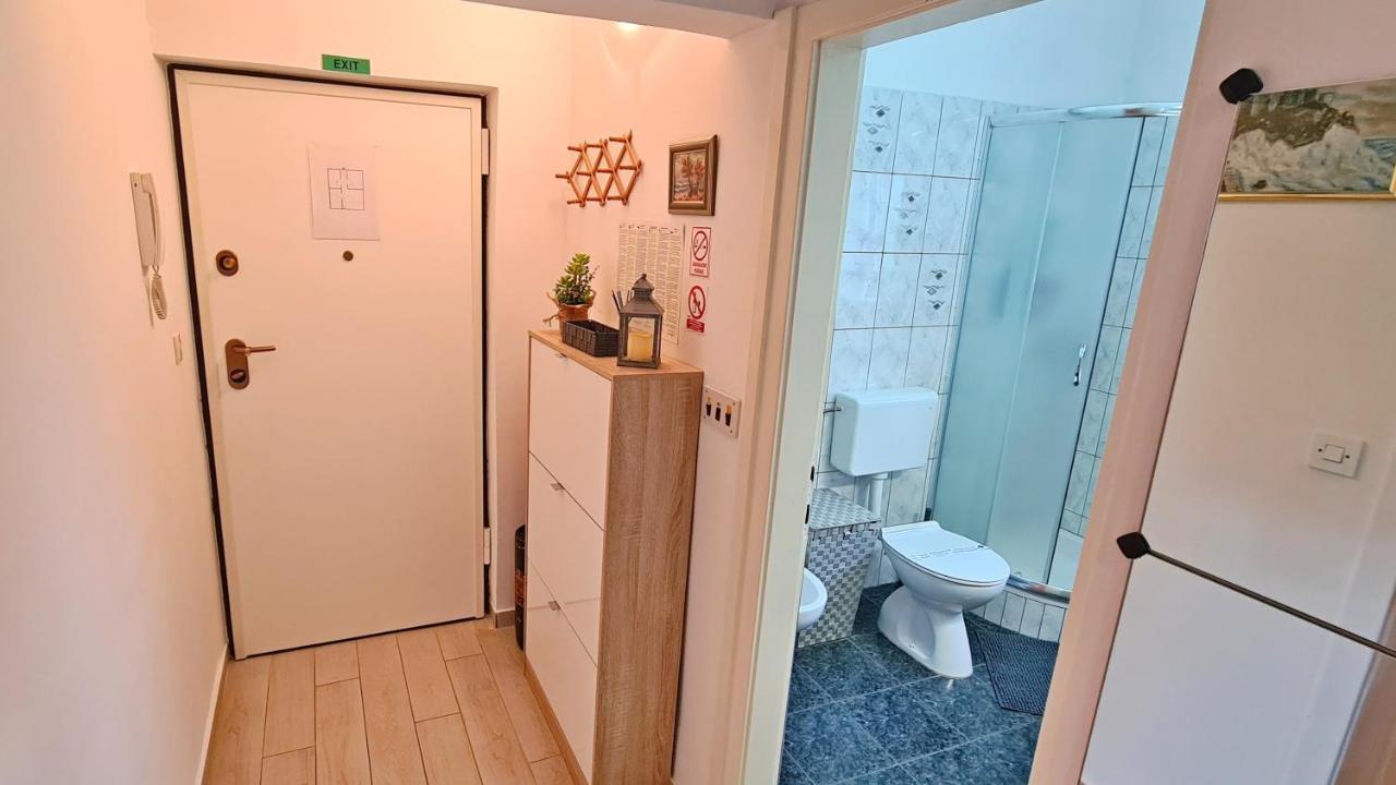 Apartment Sara Poljud スプリト エクステリア 写真