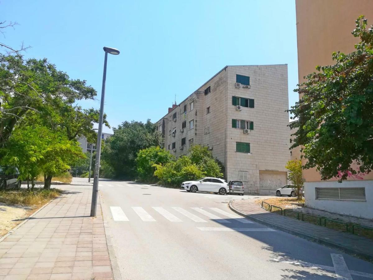 Apartment Sara Poljud スプリト エクステリア 写真